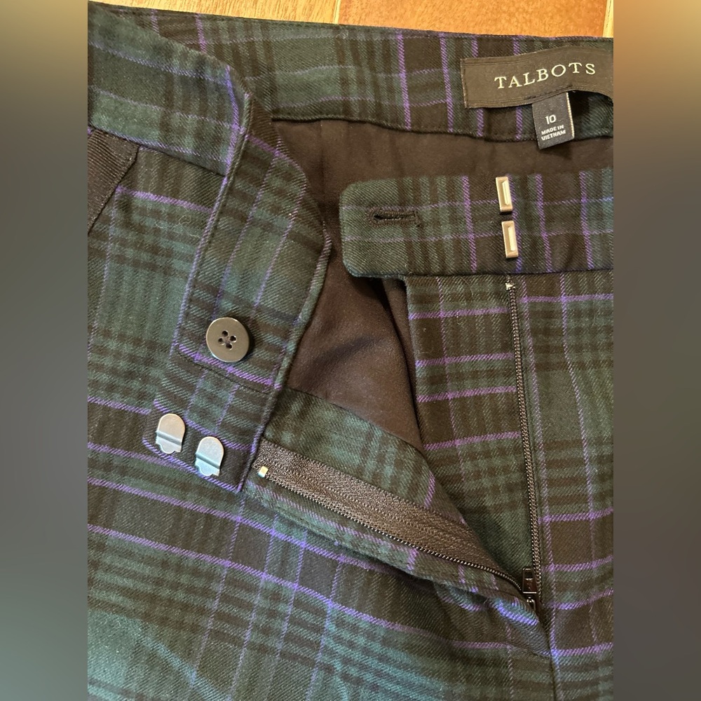 Talbots Plaid Dress Ankle pants. 10 - Picture 6 of 9